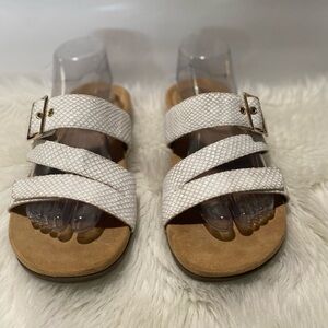 Vionic Kylar Sandals